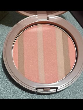Beauty By Belle Blusher And Bronze Multi-Tone Coral Blush Compact - Coral Crush